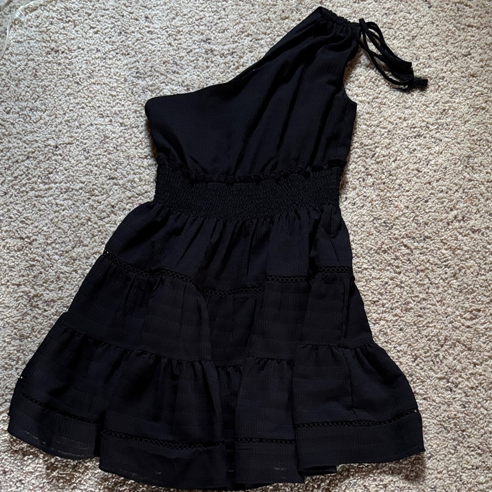 Taylor Black One-Shoulder Dress